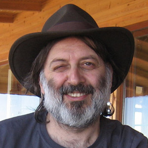 ÜZERİNE METEOR DÜŞEN BİR HAYAT!